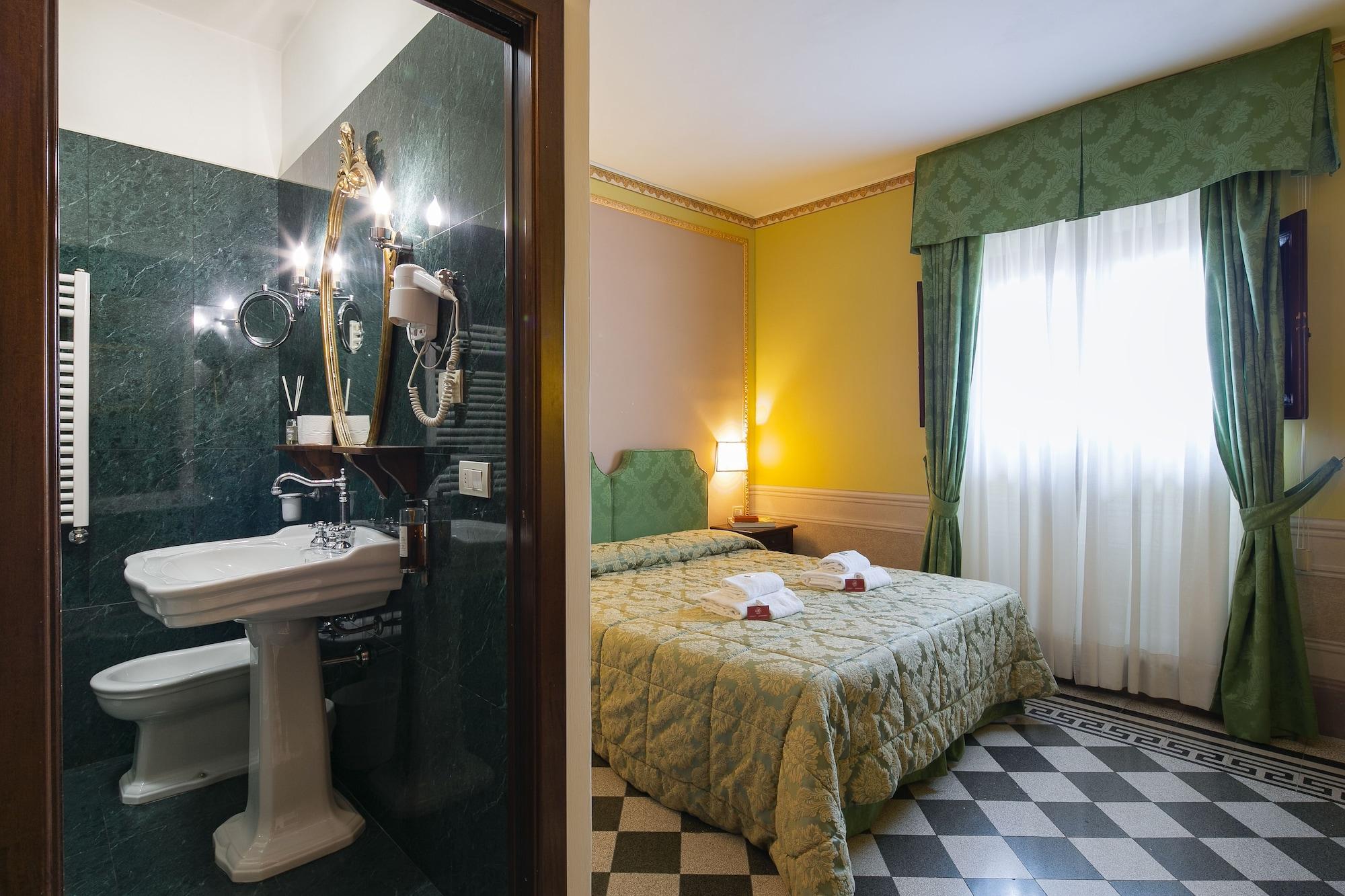 I Portici Hotel - Residenza D'Epoca Arezzo Exterior photo