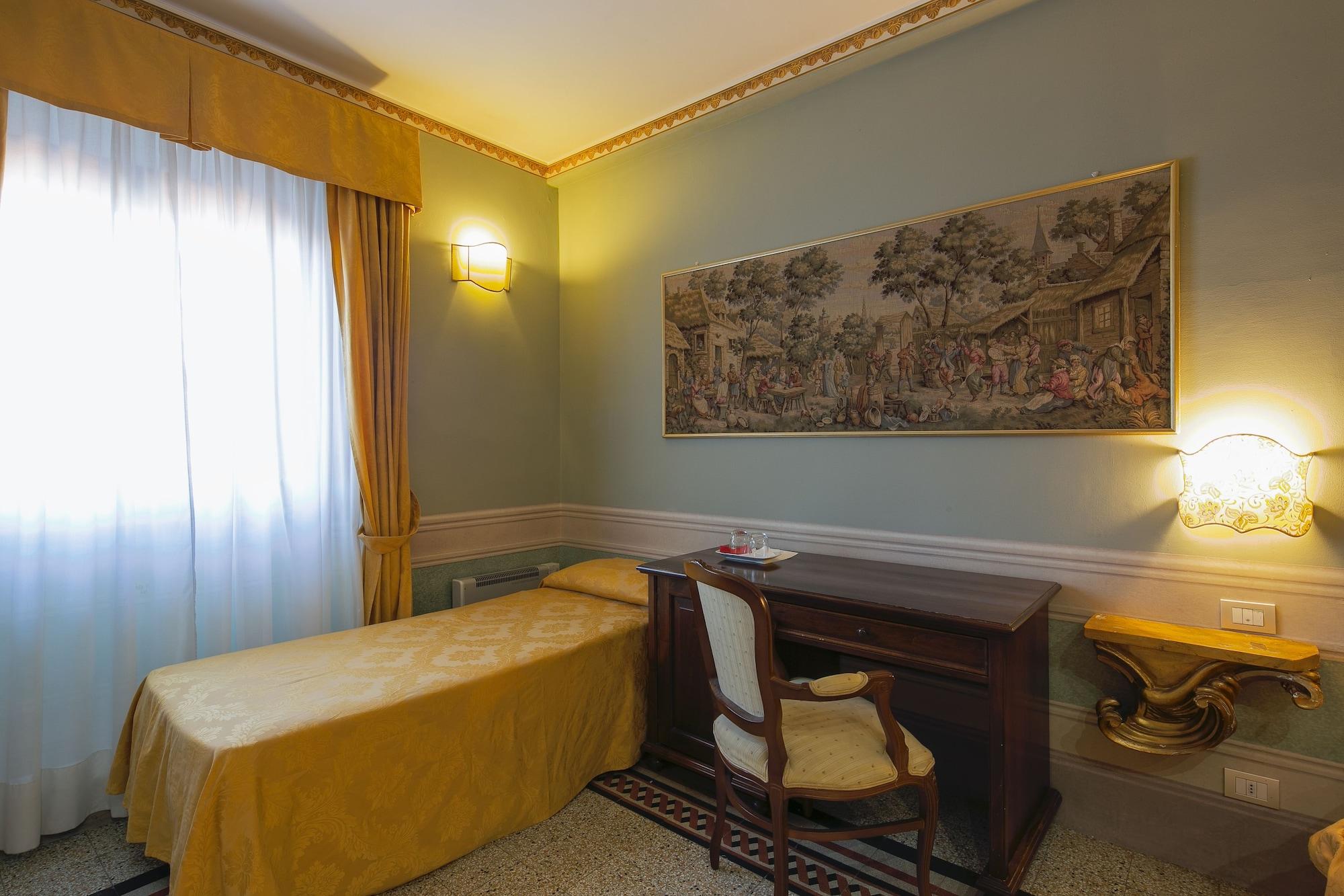 I Portici Hotel - Residenza D'Epoca Arezzo Exterior photo
