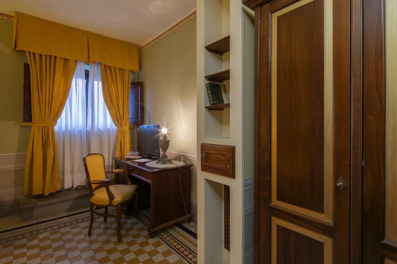 I Portici Hotel - Residenza D'Epoca Arezzo Exterior photo